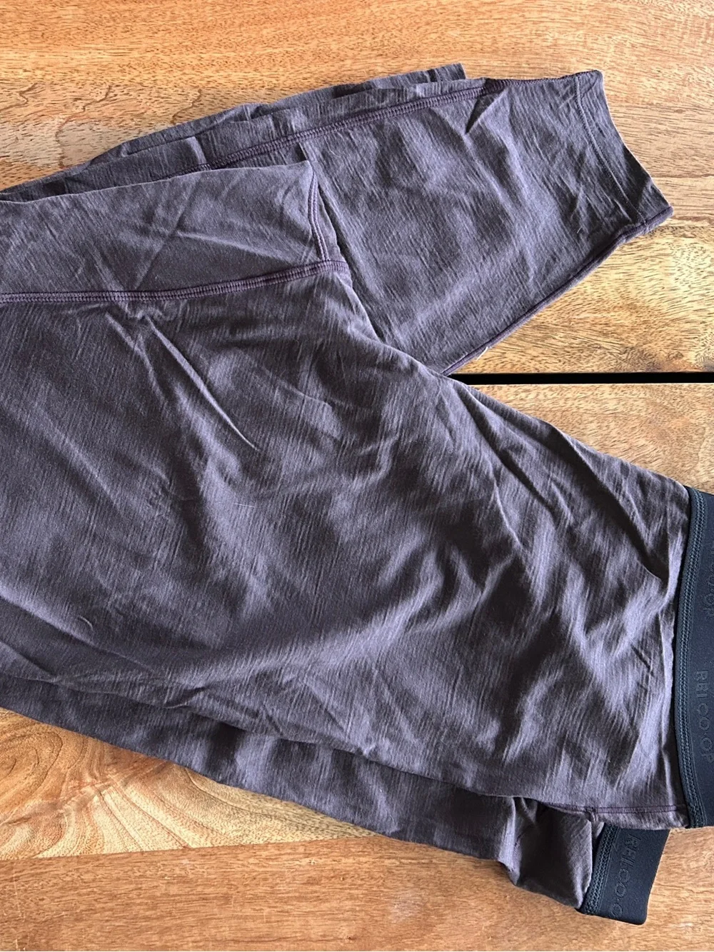 Purple REI merino wool baselayer top and bottom - Picture 9 of 10